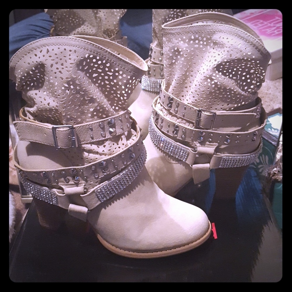 Women's Not Rated Boots